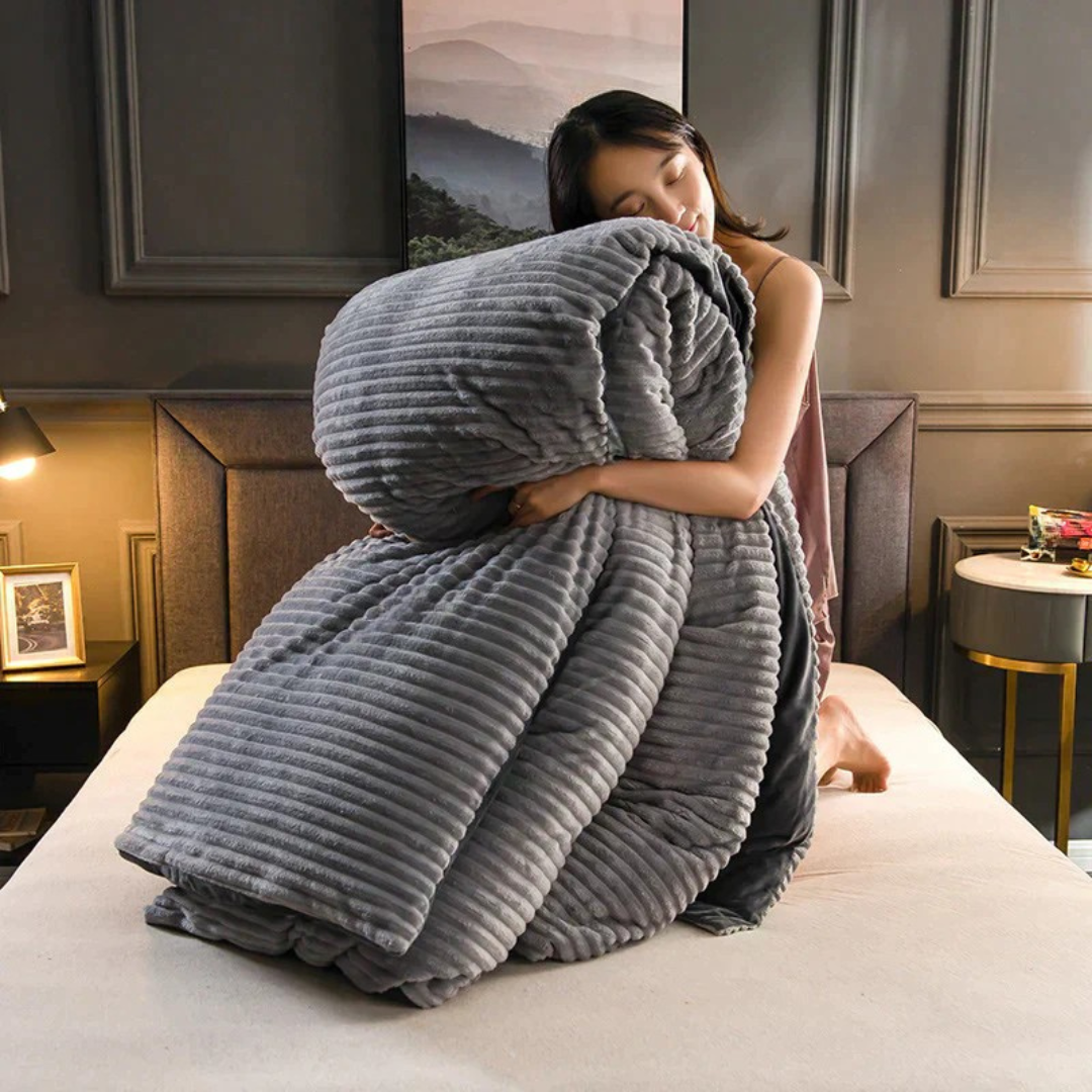 Soft Plush Fleece Blanket | Fluffy & Warm Comfort 0