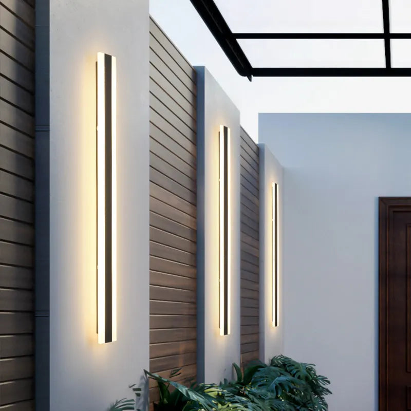 Weatherproof_Modern_Outdoor_Wall_Light___Elegant_Garden_Illumination_1.jpg